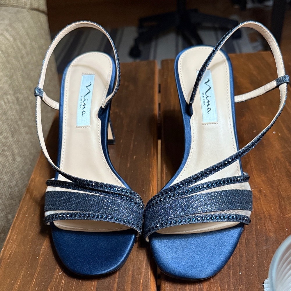 Nina Women's Midnight Blue Sparkly Strappy Heels Sz 8.5 NEW